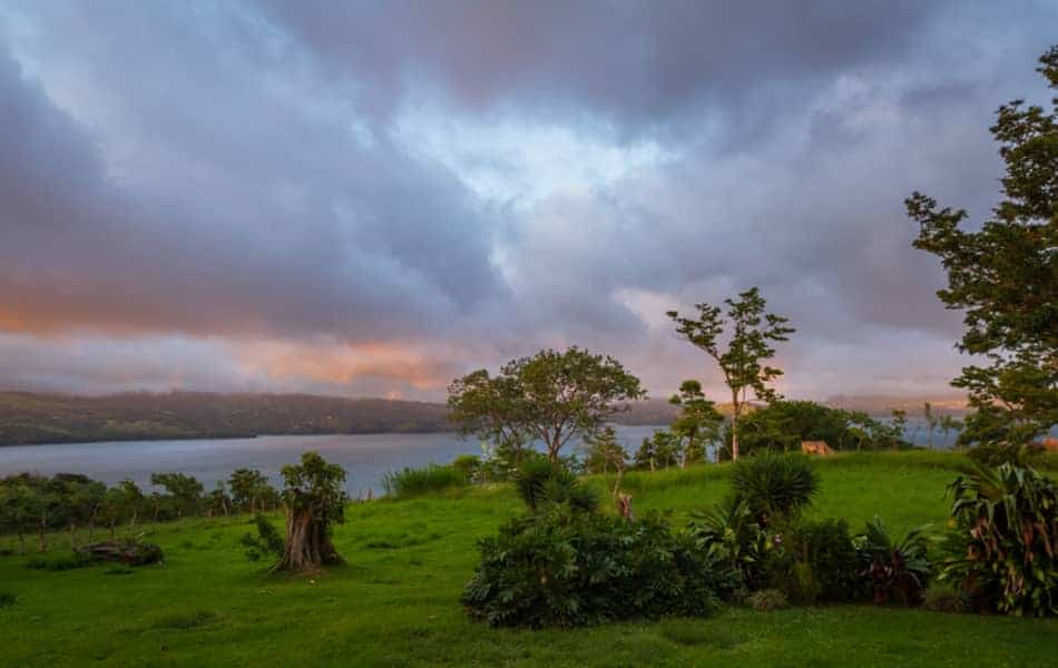 Do you know How rainy is the rainy season in Costa Rica? Costa Rica